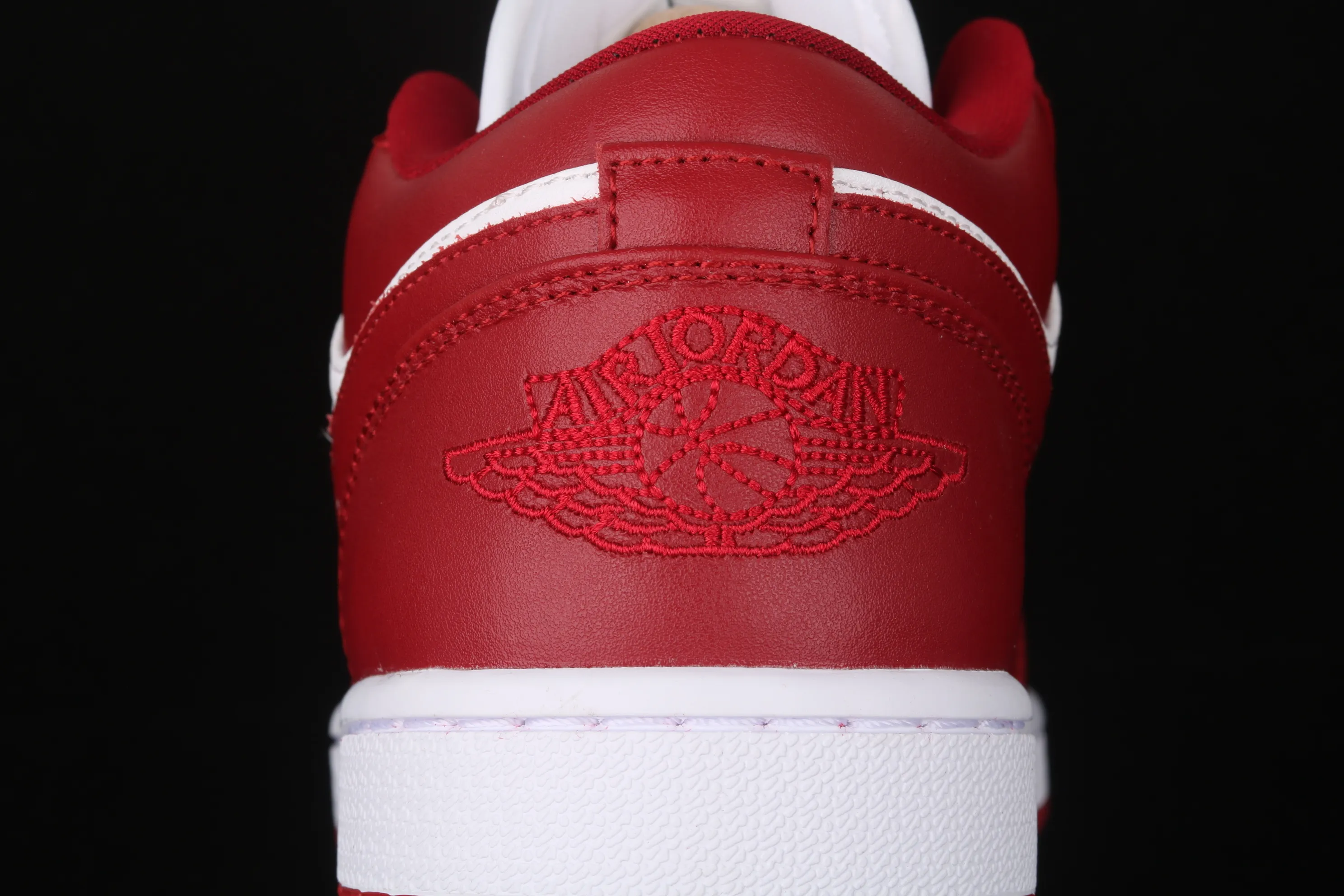 All categories Air Jordan Jordan series basketball shoes Air Jordan 1 Low New version Air Jordan 1 Low AJ1 Joe 1 low top leather white and red cultural and leisure sports sneakers 558553-611